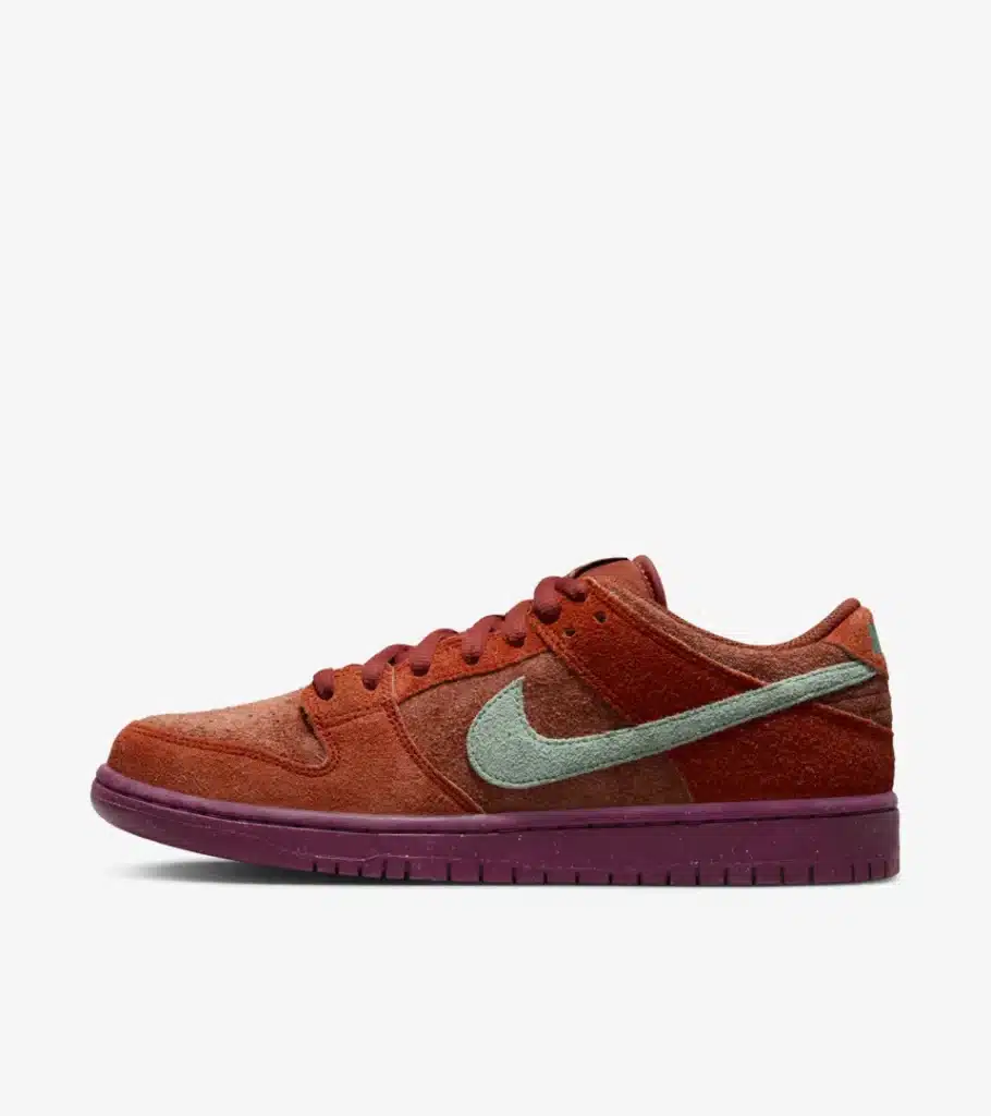 Nike Dunk Low "Mystic Red"