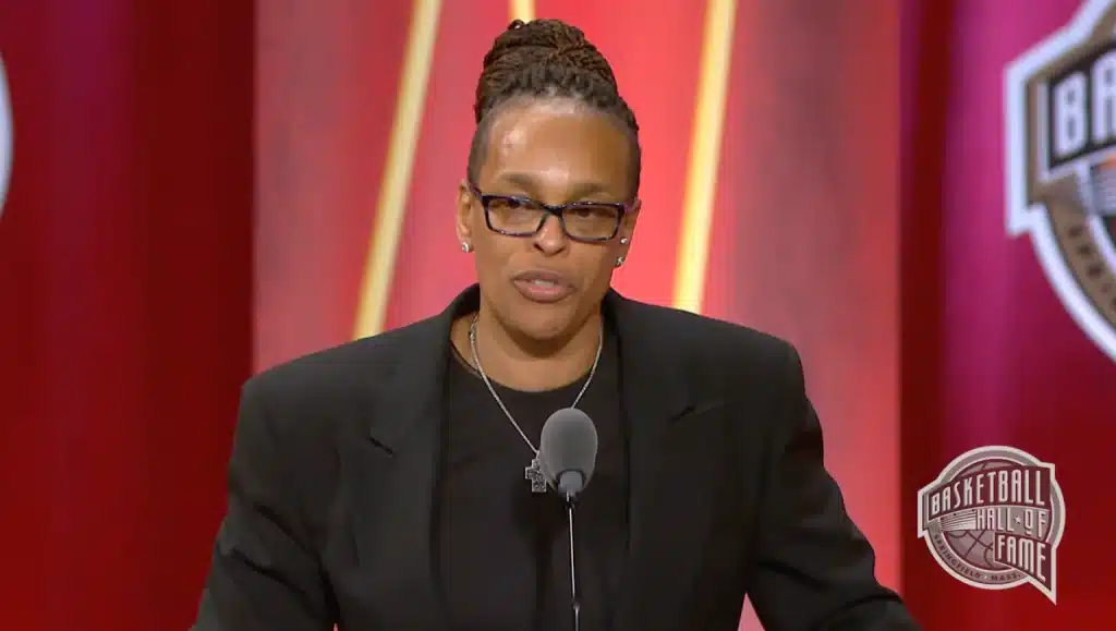 Chicago Sky hires WNBA legend Teresa Weatherspoon - HQZ Chicago Sky hires WNBA legend Teresa Weatherspoon
