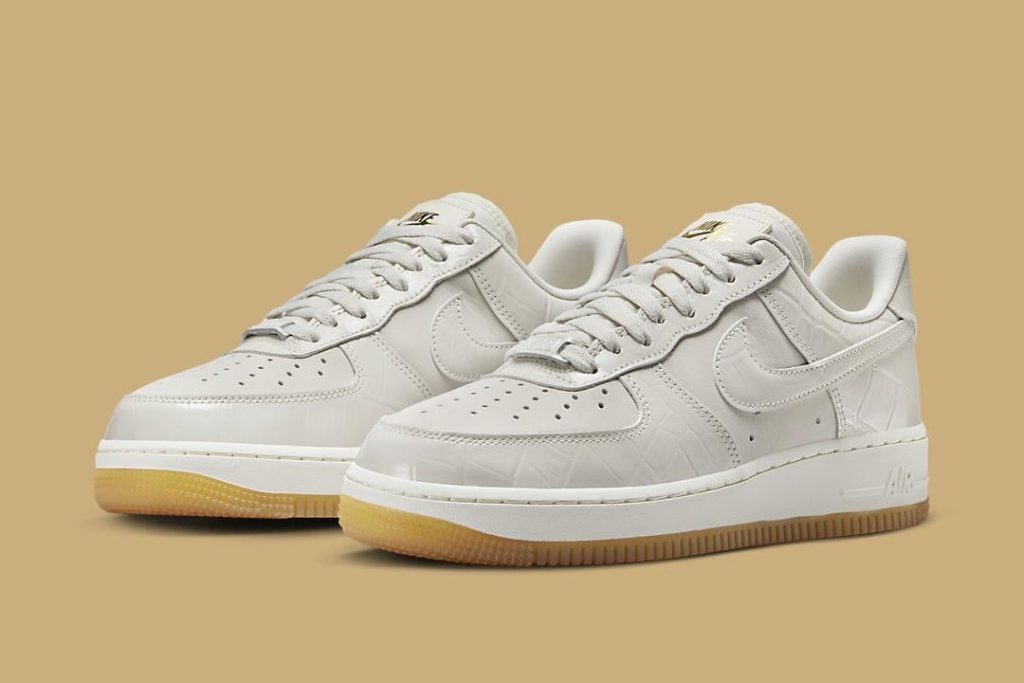 Nike-Air-Force-1-Low-Phantom-Croc-DZ2708-001-01.jpg - HQZ