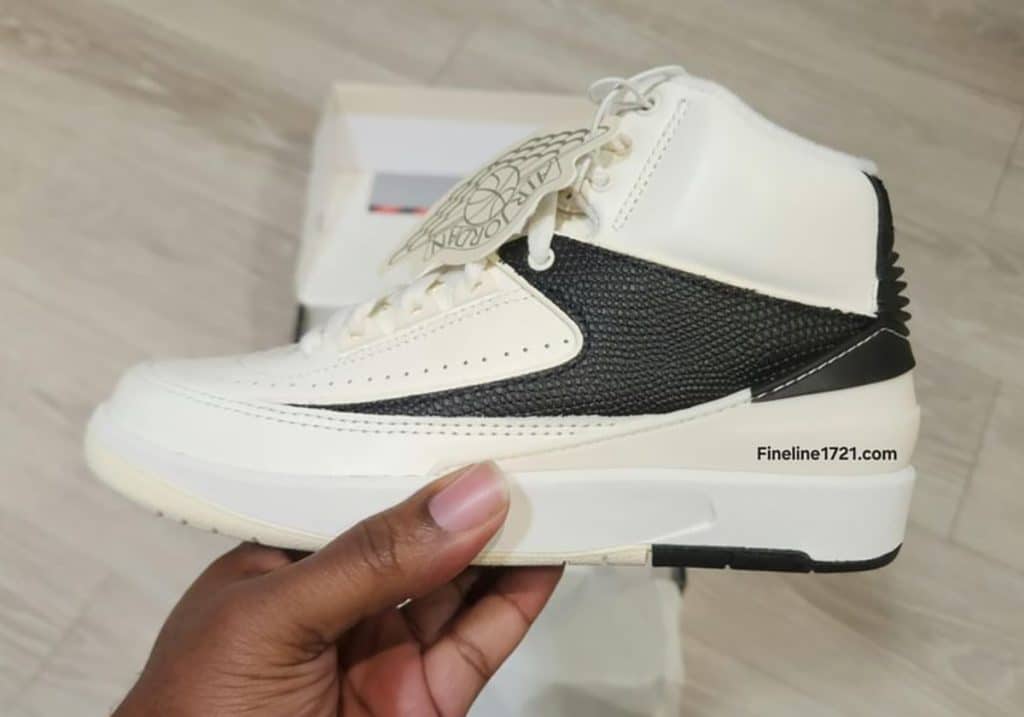 air-jordan-2-womens-sail-coconut-milk-black-dx4400-100-2.jpg - HQZ