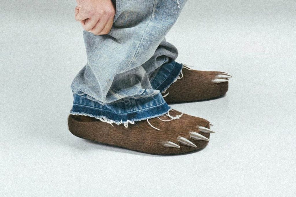 bravest-studios-bear-claws.jpg - HQZ