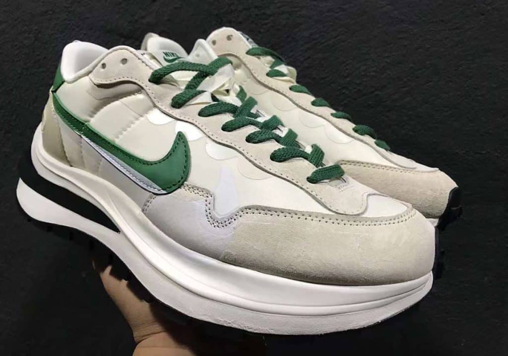 sacai-nike-waffle-white-green-black-2.jpg - HQZ