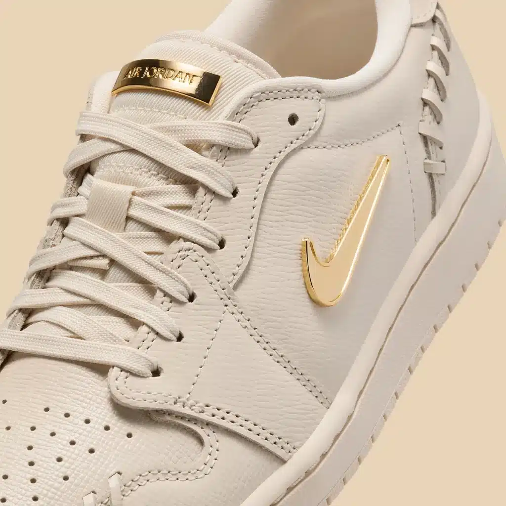 Air Jordan 1 Low MM "Light Brown" - HQZ Air Jordan 1 Low MM "Light Brown"