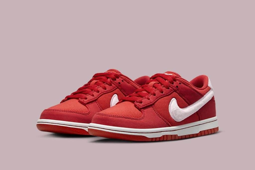 Nike-Dunk-Low-GS-Valentines-Day-FZ3548-612-01.jpg - HQZ