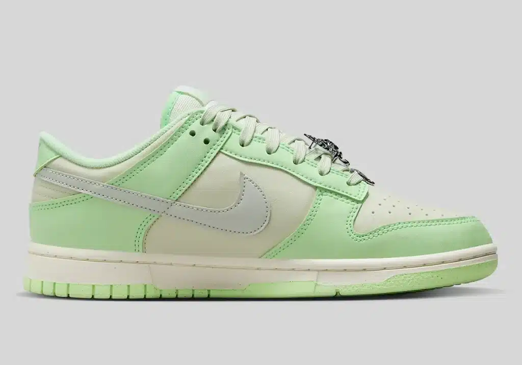 Nike-Dunk-Low-SE-Next-Nature-Sea-Glass-2-1 - HQZ