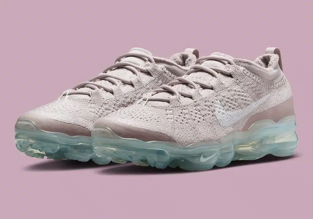 nike-vapormax-flyknit-2023-womens-platinum-violet-DV6840-003-2 - HQZ
