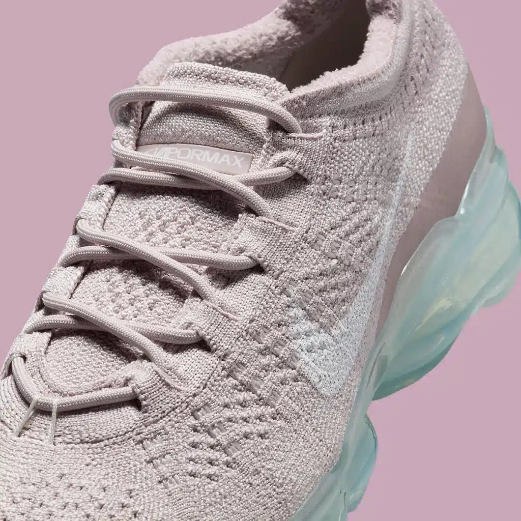 nike-vapormax-flyknit-2023-womens-platinum-violet-DV6840-003-3 - HQZ