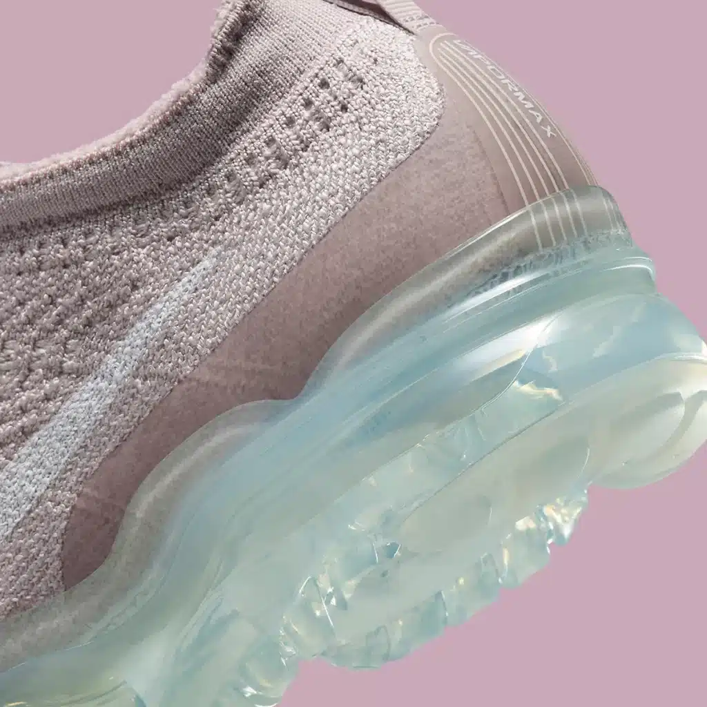 nike-vapormax-flyknit-2023-womens-platinum-violet-DV6840-003-4 - HQZ