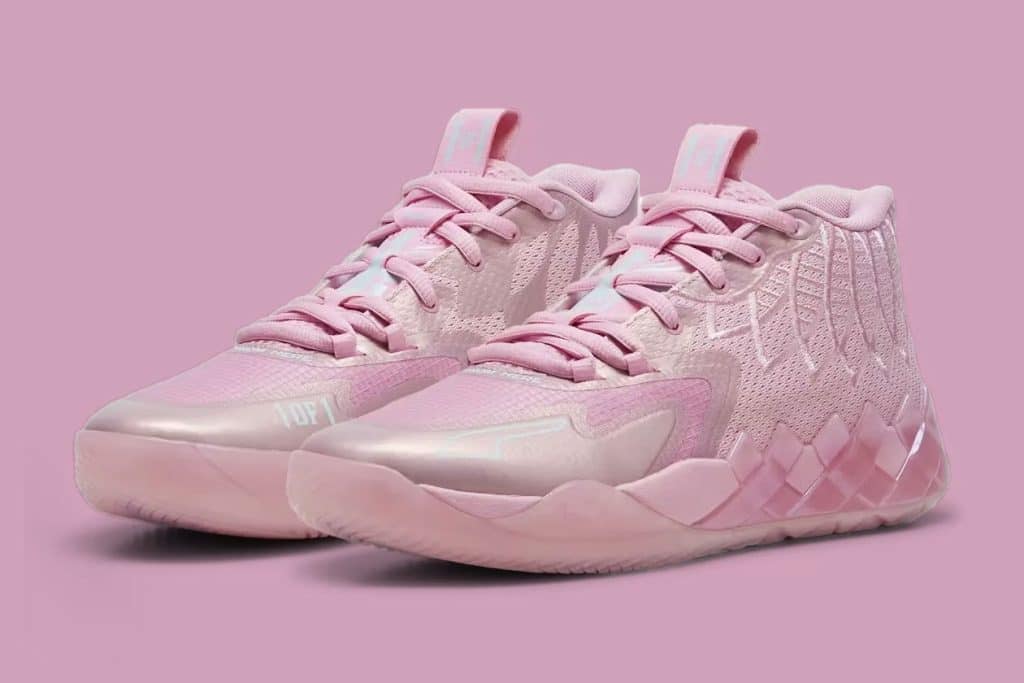 puma-lamelo-ball-mb-01-iridescent-309755-01-0.jpg - HQZ