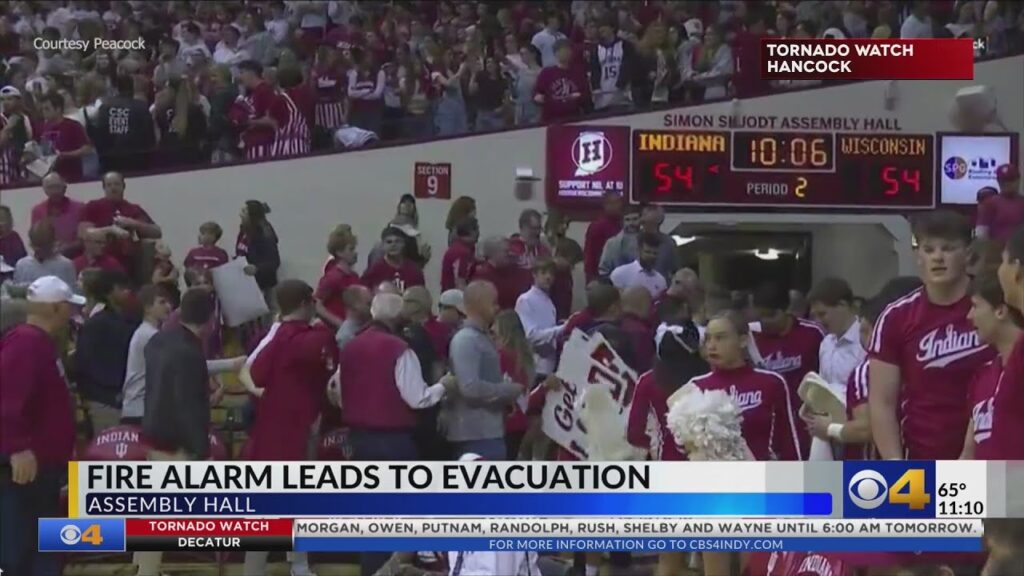Fans evacuate Assembly Hall during Indiana Basketball's game against Wisconsin - HQZ Fans evacuate Assembly Hall during Indiana Basketball's game against Wisconsin