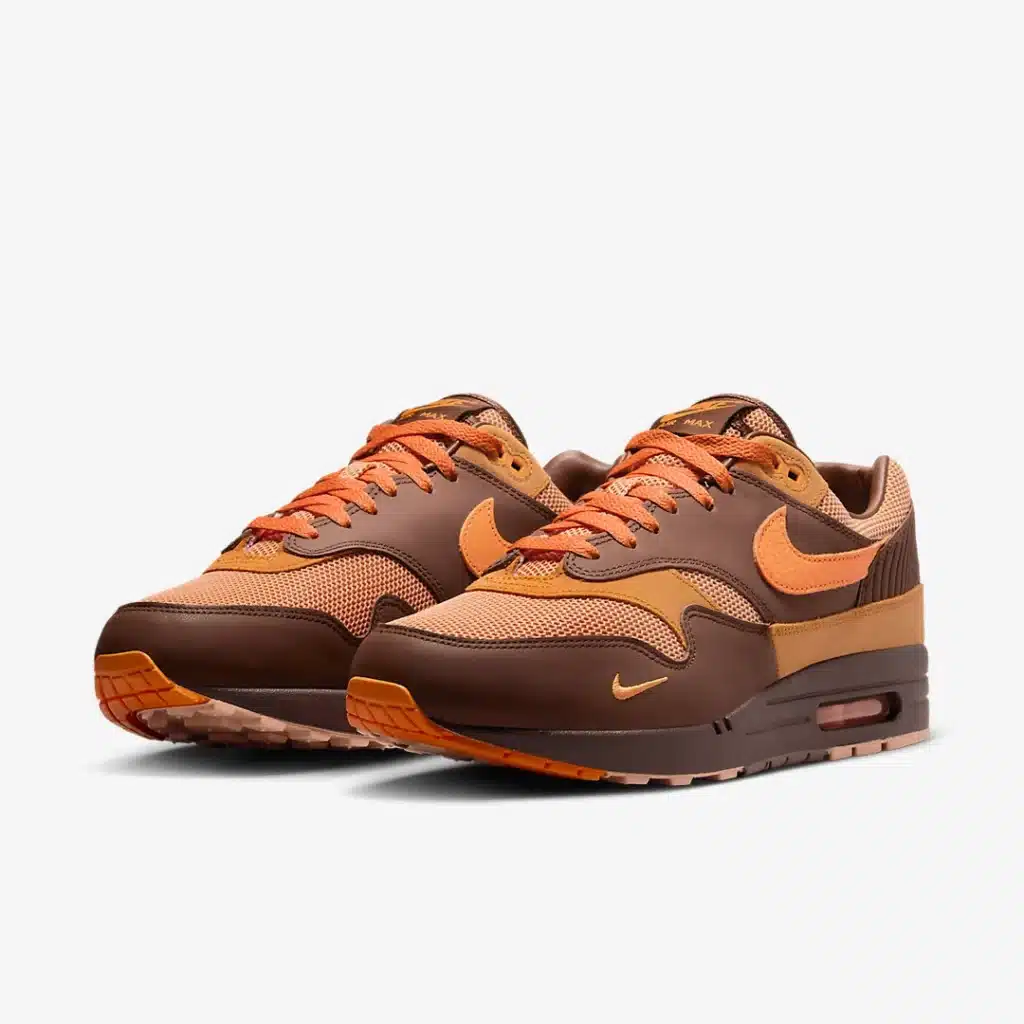 Nike-Air-Max-1-Kings-Day-HF7346-200-02 - HQZ