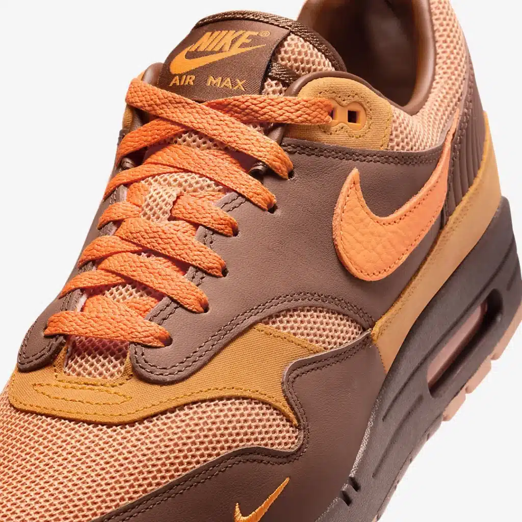 Nike-Air-Max-1-Kings-Day-HF7346-200-08 - HQZ