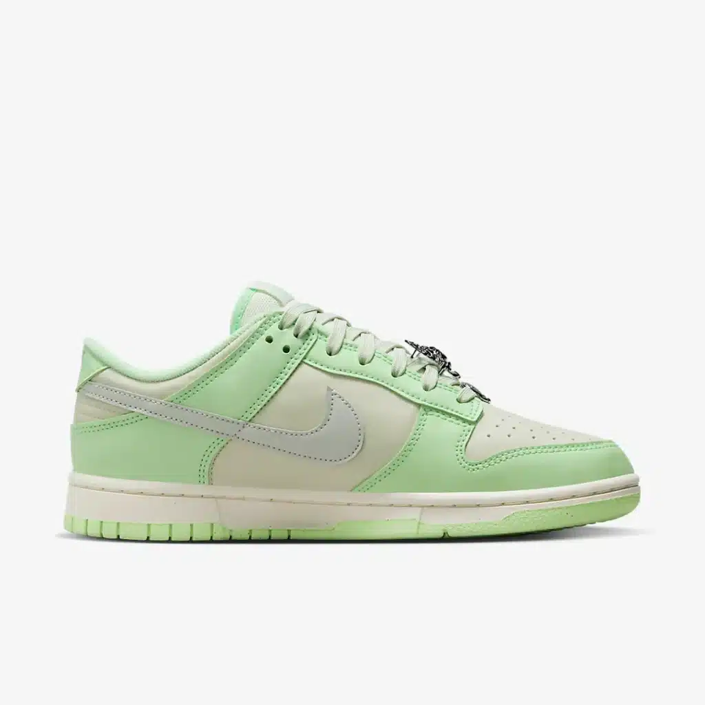 Nike-Dunk-Low-Next-Nature-WMNS-Sea-Glass-FN6344-001-05 - HQZ
