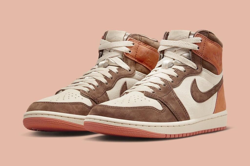 WMNS-Air-Jordan-1-High-OG-Dusted-Clay-FQ2941-200-01 - HQZ