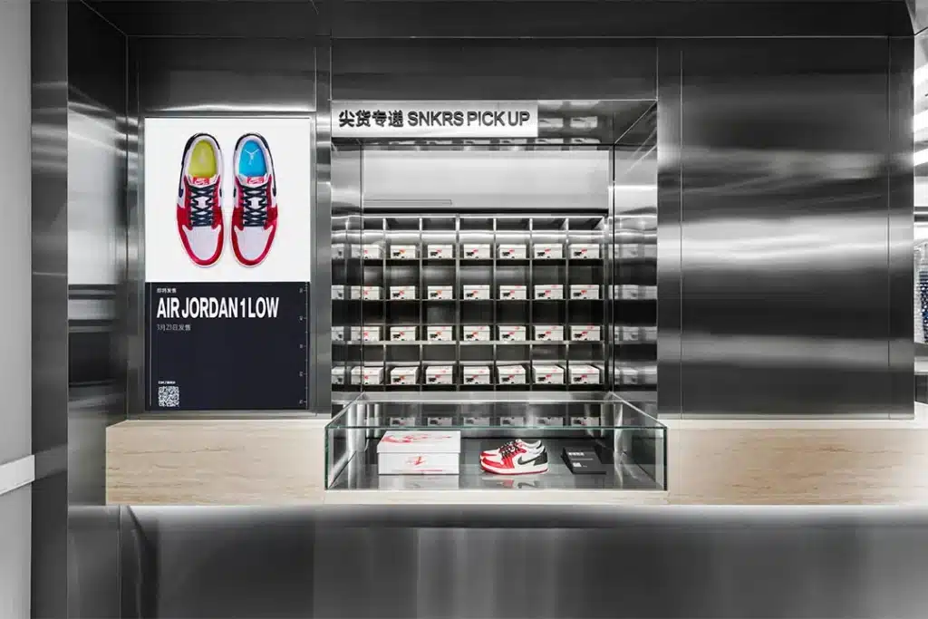 jordan-brand-world-of-flight-store-beijing-china-10 - HQZ