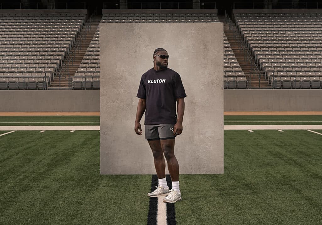 klutch-new-balance-apparel-collection-season-2-2.jpg - HQZ