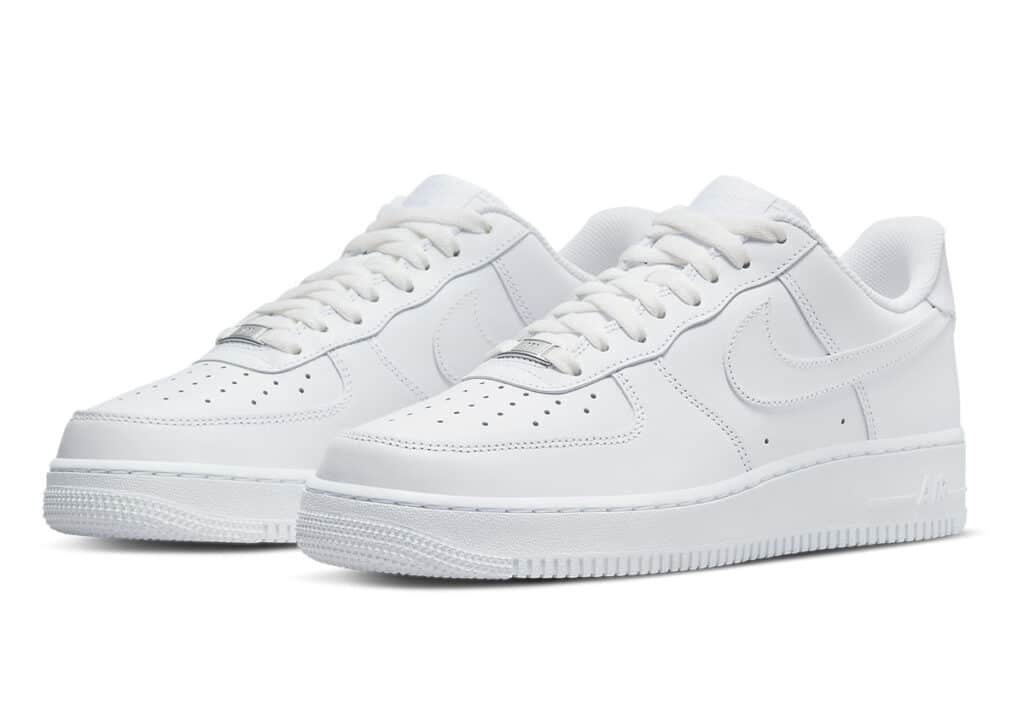 nike-pulling-air-force-1.jpg - HQZ