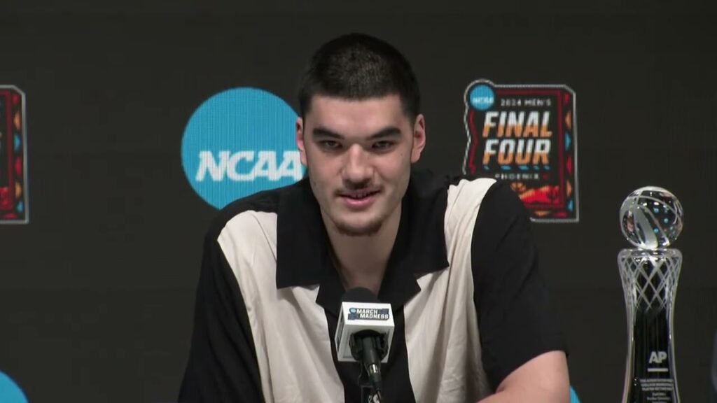 Associated Press Player of the Year: Zach Edey Press Conference