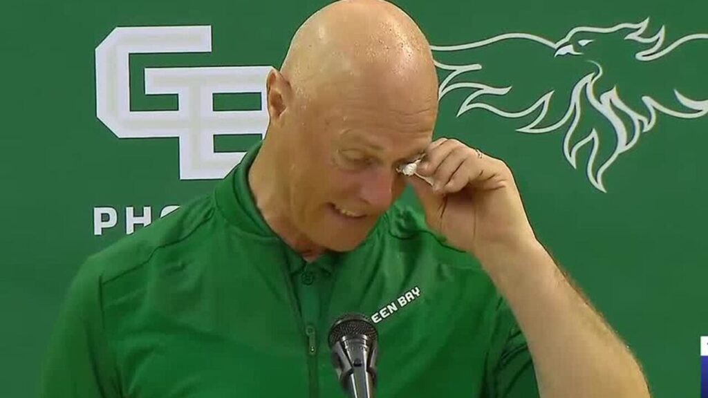 Green Bay’s Kevin Borseth retires with 821 wins - HQZ Green Bay’s Kevin Borseth retires with 821 wins