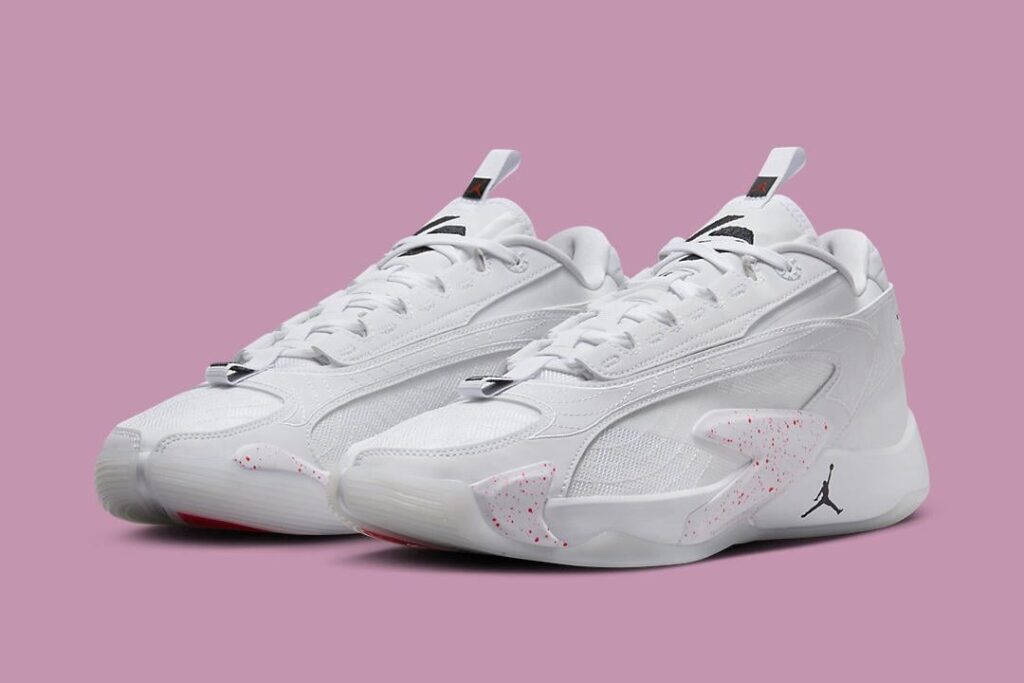 Jordan-Luka-2-Hyper-Pink-DX8733-106-01.jpg - HQZ