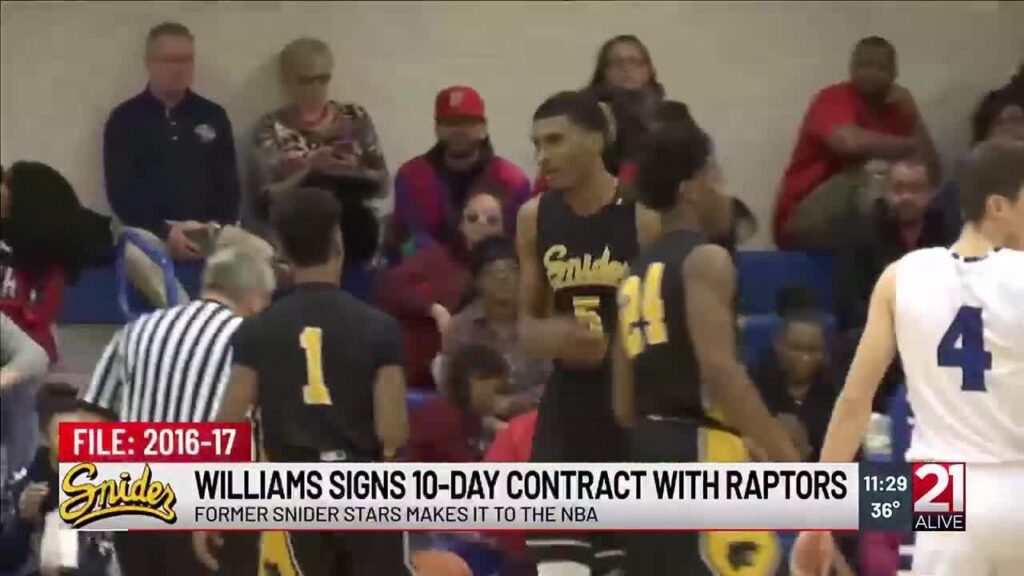 Snider Alum Malik Williams Makes NBA Debut