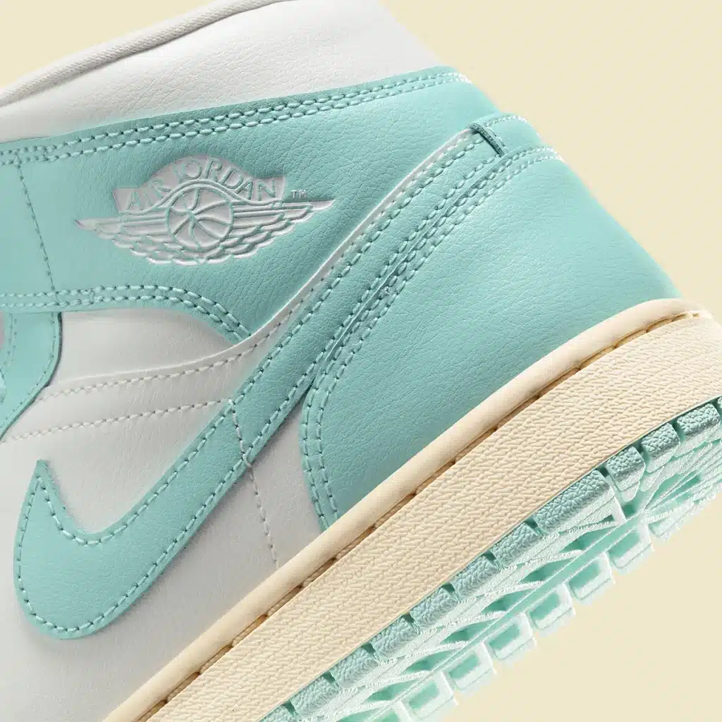 air-jordan-1-mid-womens-sail-light-dew-muslin-bq6472-132-3 - HQZ