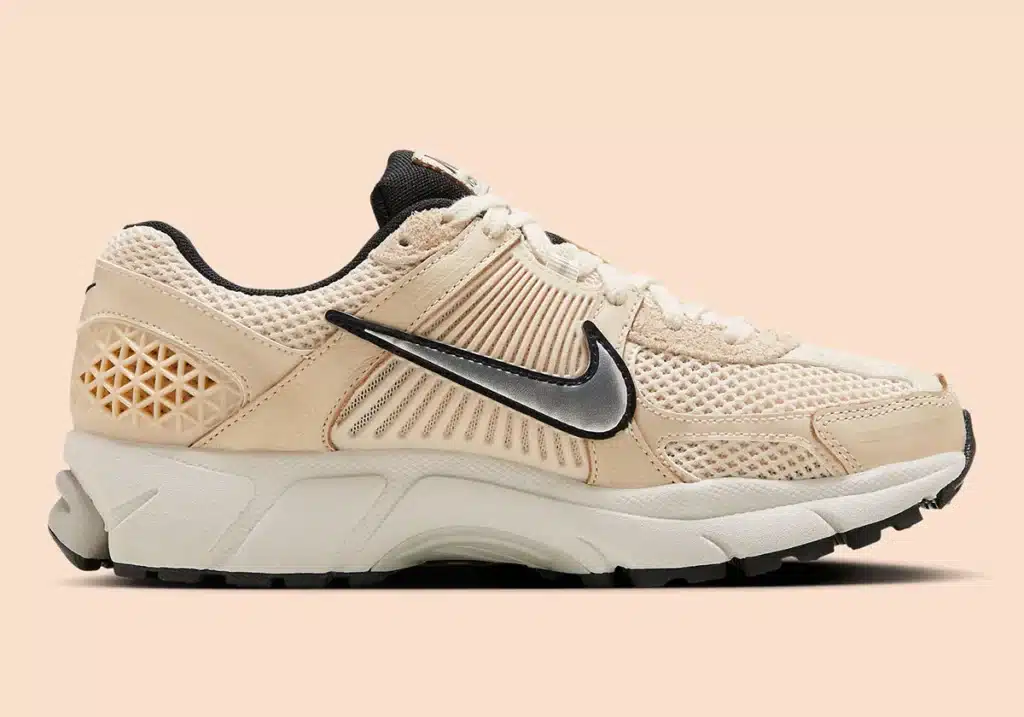 nike-zoom-vomero-5-womens-pearl-white-chrome-FN6742-200-1 - HQZ