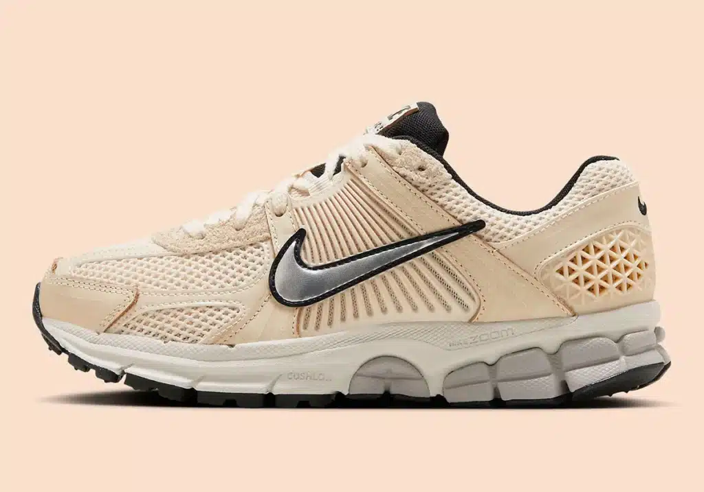 nike-zoom-vomero-5-womens-pearl-white-chrome-FN6742-200-4 - HQZ