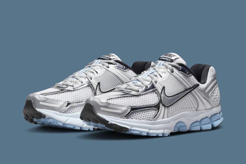 Nike-Zoom-Vomero-5-WMNS-Metallic-SilverBlue-Tint-HF1877-100-01jpg - HQZ