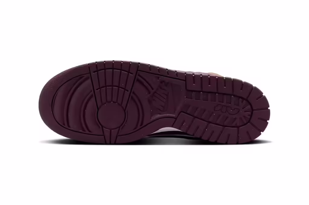 https___hypebeastcom_image_2024_06_03_nike-dunk-low-remastered-light-british-tan-burgundy-crush-fq8248-200-release-infonike-dunk-low-remastered-light-british-tan-burgundy-crush-fq8248-200-release-info-006 - HQZ