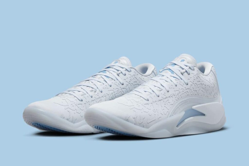 Jordan-Zion-3-Half-Blue-DR0675-400-01jpg - HQZ