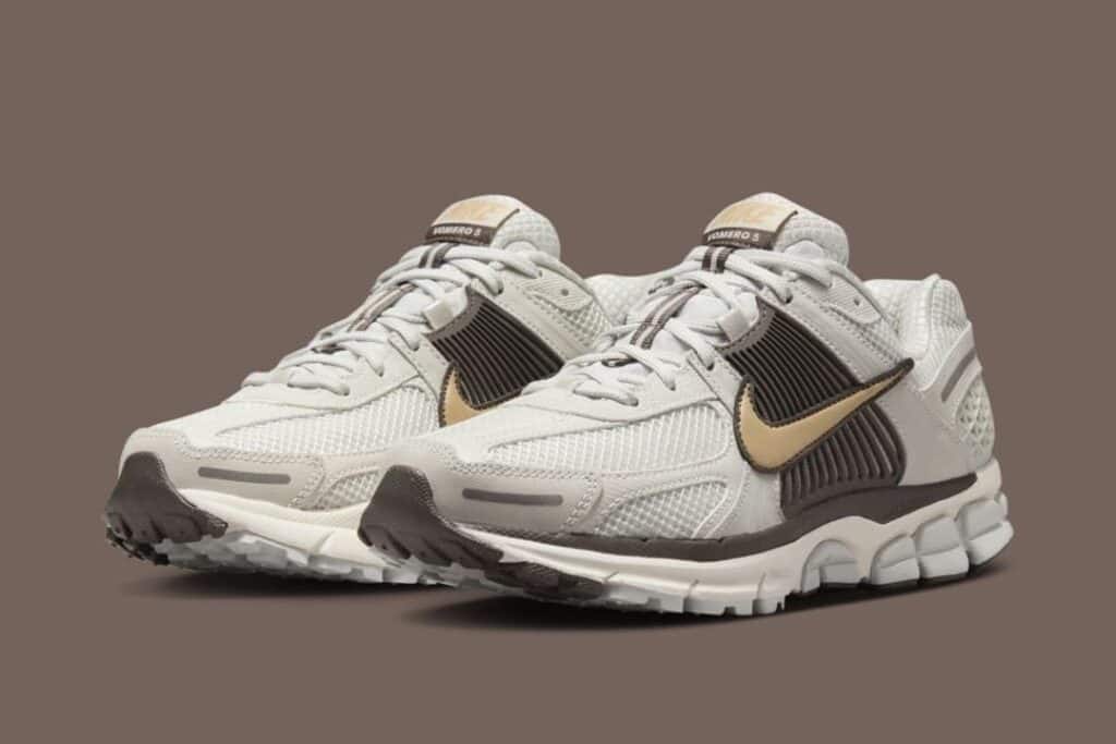 Nike-Zoom-Vomero-5-Light-Bone-HM9657-001-01jpg - HQZ Nike-Zoom-Vomero-5-Light-Bone-HM9657-001-01jpg
