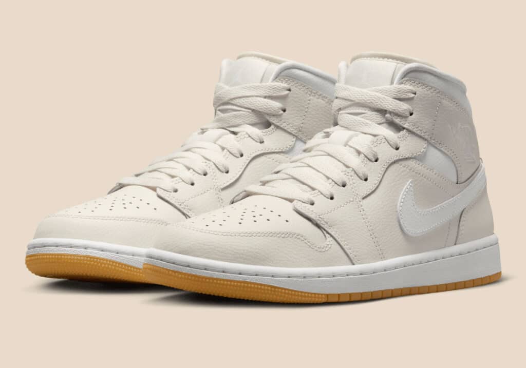 air-jordan-1-mid-light-bone-white-gum-yellow-bq6472-021-4jpg - HQZ