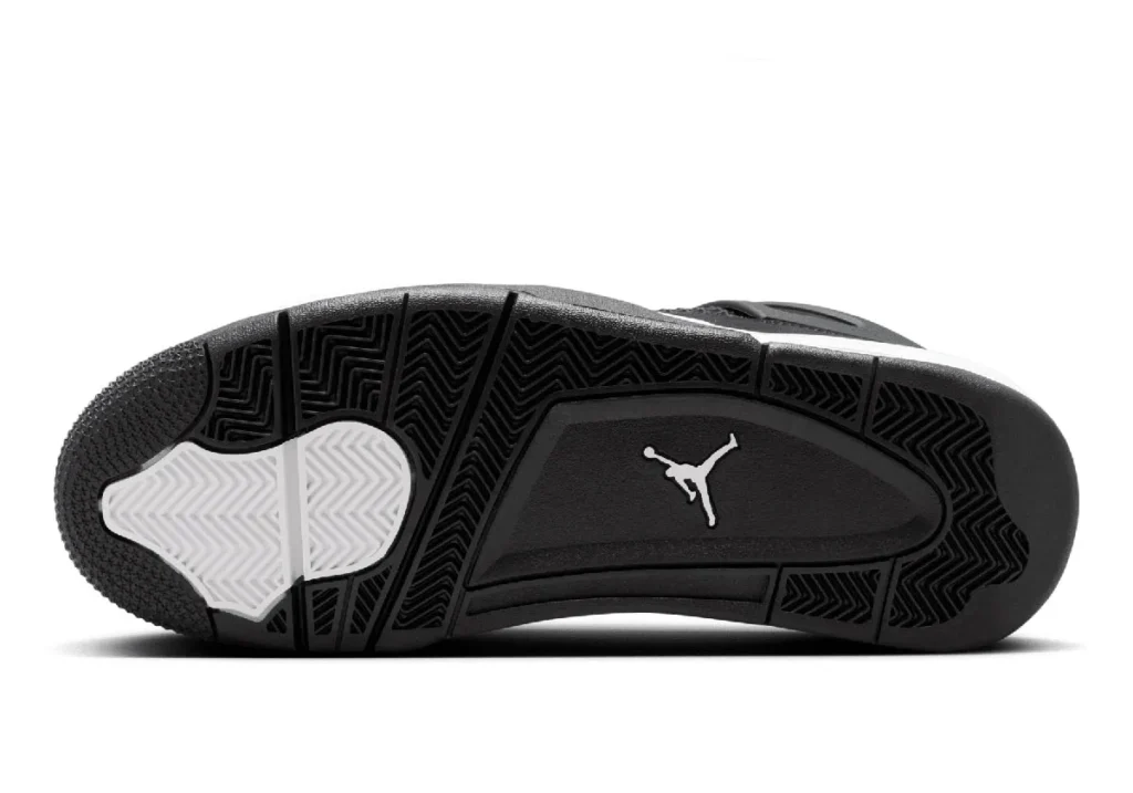 air-jordan-4-black-white-thunder-fq8138-001-release-date-1 - HQZ air-jordan-4-black-white-thunder-fq8138-001-release-date-1