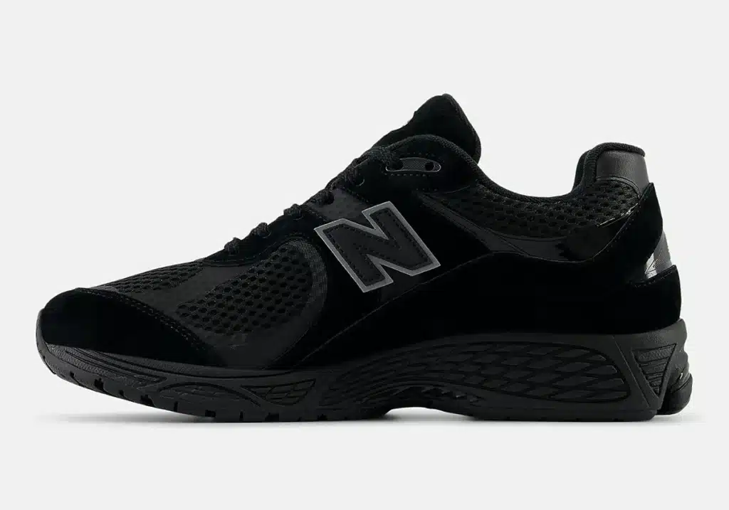 new-balance-2002r-black-m2002wb-3 - HQZ new-balance-2002r-black-m2002wb-3