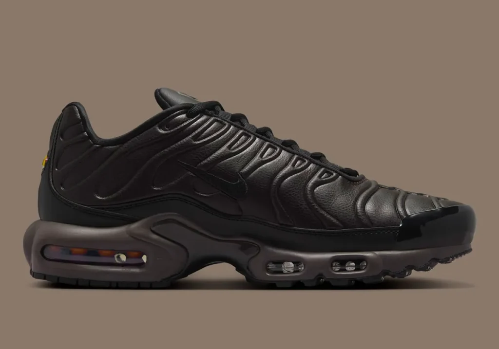 nike-air-max-plus-prm-olympic-black-tea-petra-brown-hj4519-200-2 - HQZ nike-air-max-plus-prm-olympic-black-tea-petra-brown-hj4519-200-2