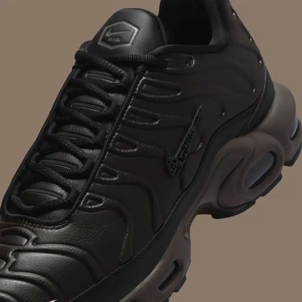 nike-air-max-plus-prm-olympic-black-tea-petra-brown-hj4519-200-8 - HQZ nike-air-max-plus-prm-olympic-black-tea-petra-brown-hj4519-200-8