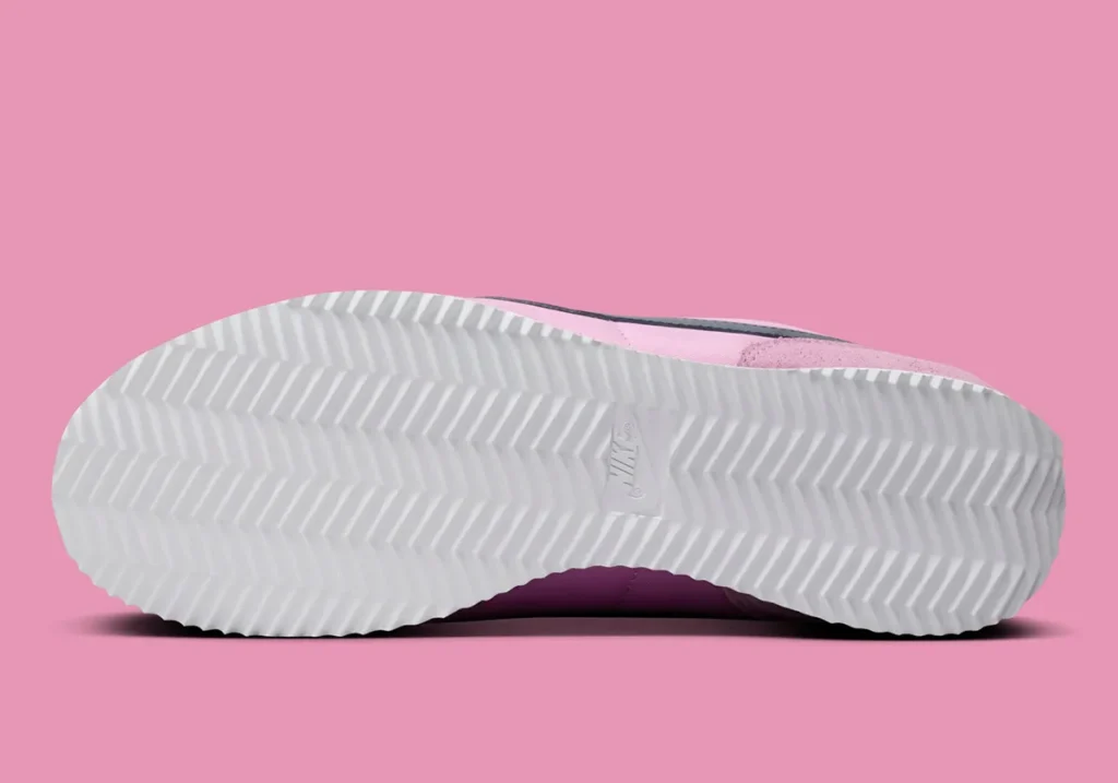 nike-cortez-pink-navy-DZ2795-602-8 - HQZ