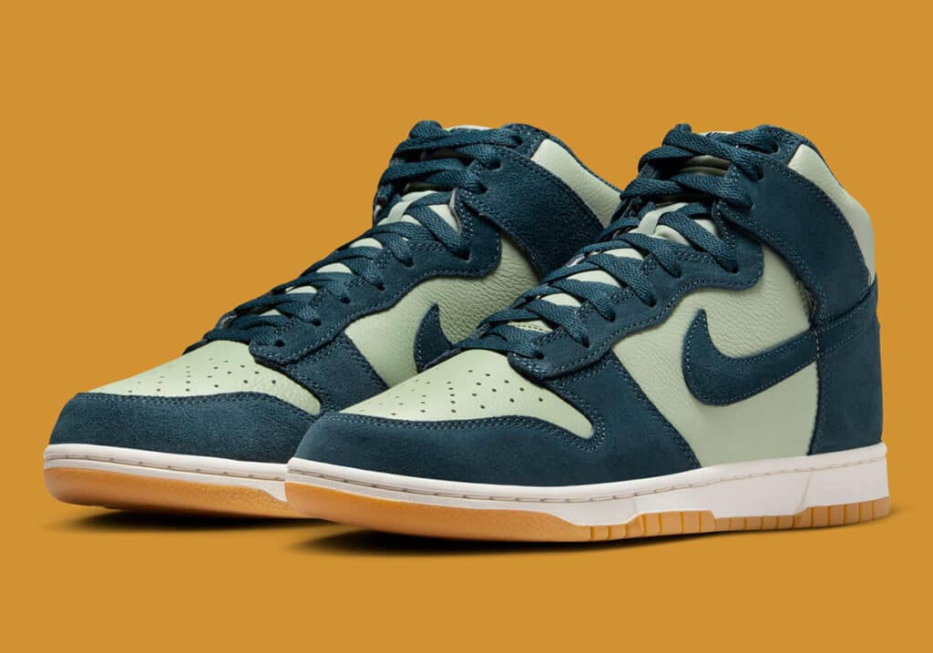 nike-dunk-high-jade-horizon-phantom-gum-yellow-armory-navy-fz4739-300-4jpg - HQZ