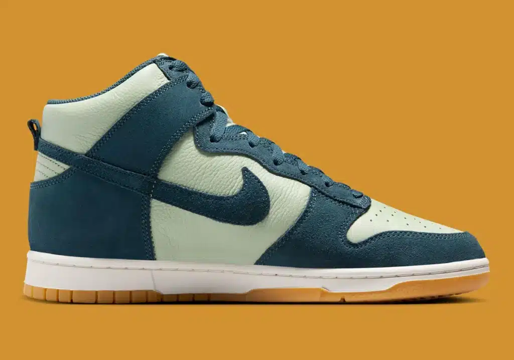 nike-dunk-high-jade-horizon-phantom-gum-yellow-armory-navy-fz4739-300-6 - HQZ