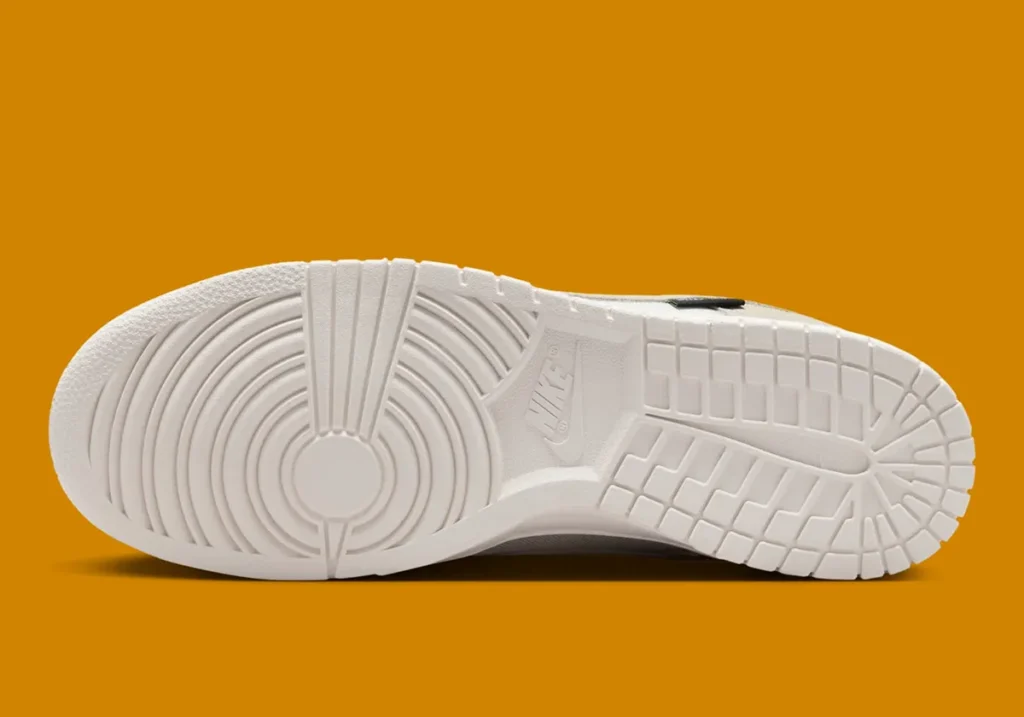nike-dunk-low-cordura-light-orewood-brown-hq3821-104-5 - HQZ nike-dunk-low-cordura-light-orewood-brown-hq3821-104-5