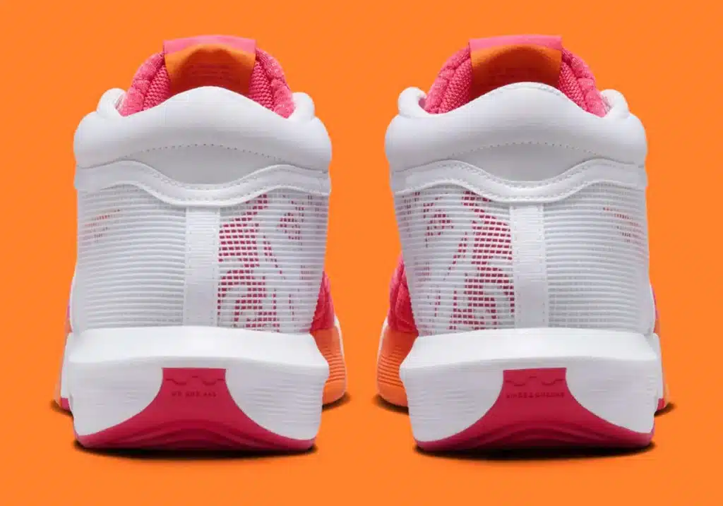 nike-lebron-witness-8-dunkin-donuts-fb2239-104-5 - HQZ nike-lebron-witness-8-dunkin-donuts-fb2239-104-5