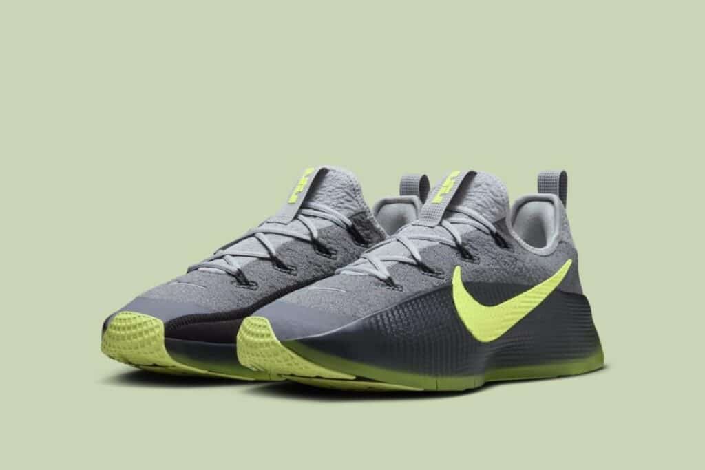Nike-LeBron-TR-1-Smoke-GreyVolt-FJ6151-001-01jpg