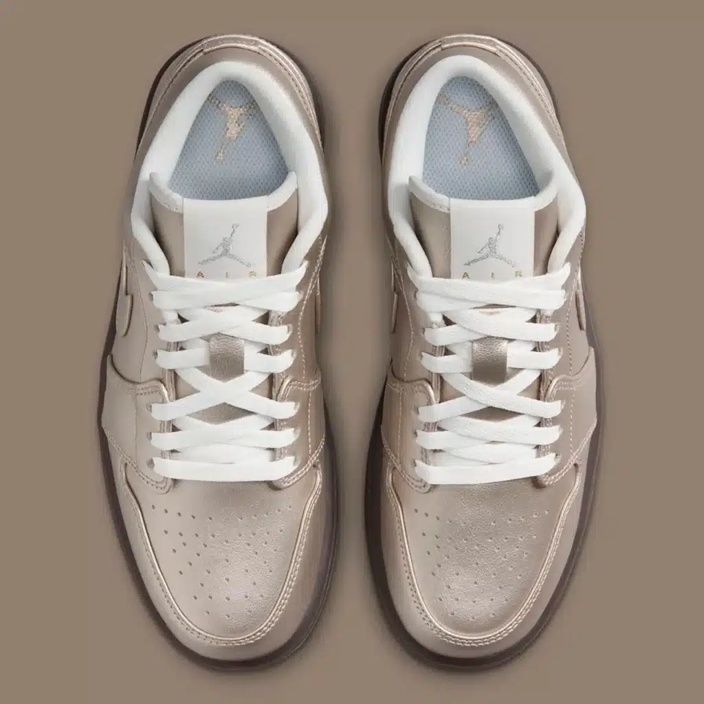 air-jordan-1-low-se-metallic-zinc-summit-white-velvet-brown-HQ3529-099-3 - HQZ air-jordan-1-low-se-metallic-zinc-summit-white-velvet-brown-HQ3529-099-3