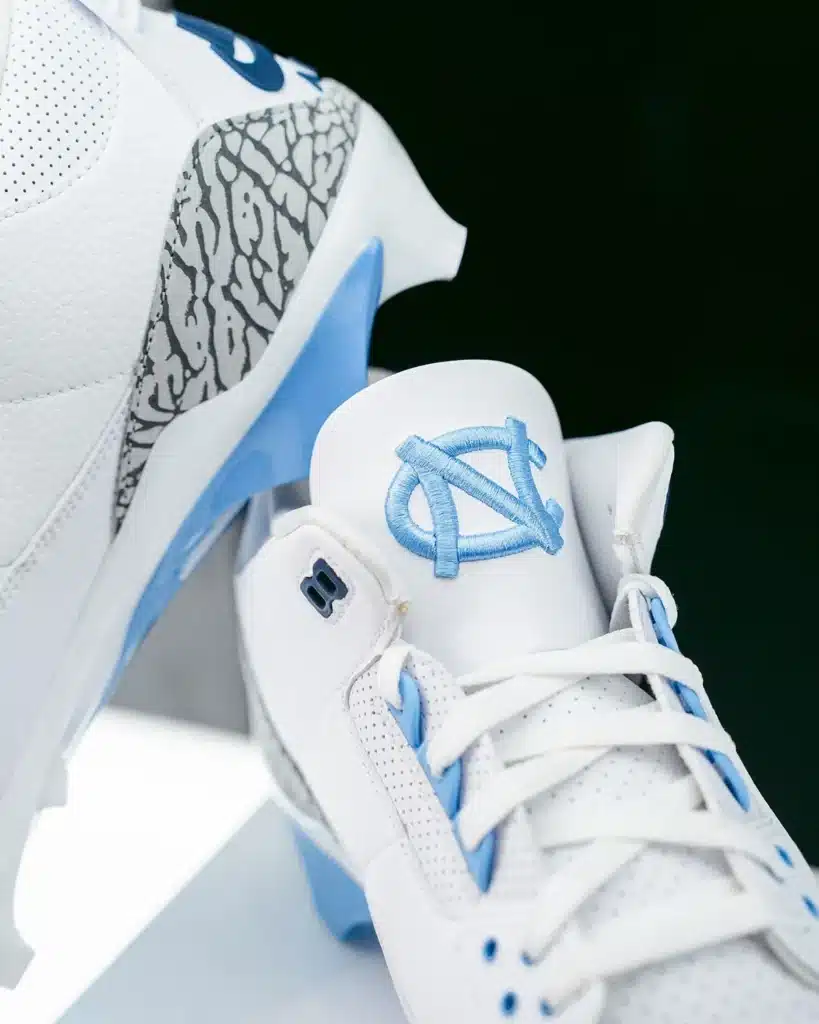 air-jordan-3-cleats-unc-football-pe-3 - HQZ air-jordan-3-cleats-unc-football-pe-3