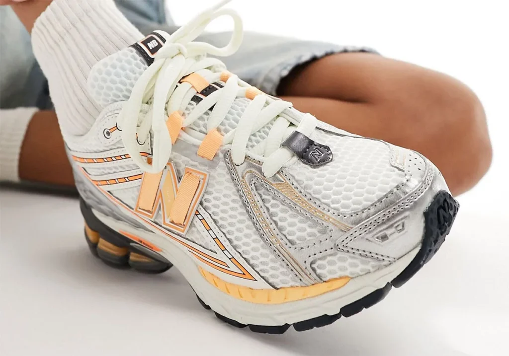 new-balance-1906r-orange-silver-white-4 - HQZ new-balance-1906r-orange-silver-white-4