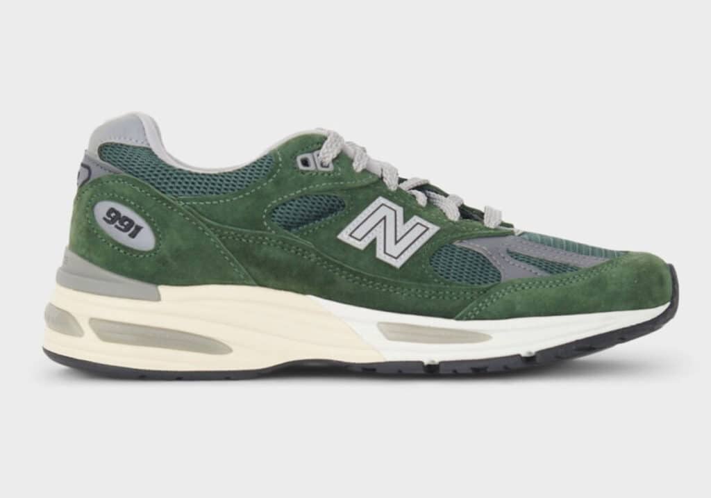 new-balance-991v2-kombu-green-u991gr2-4jpg - HQZ new-balance-991v2-kombu-green-u991gr2-4jpg