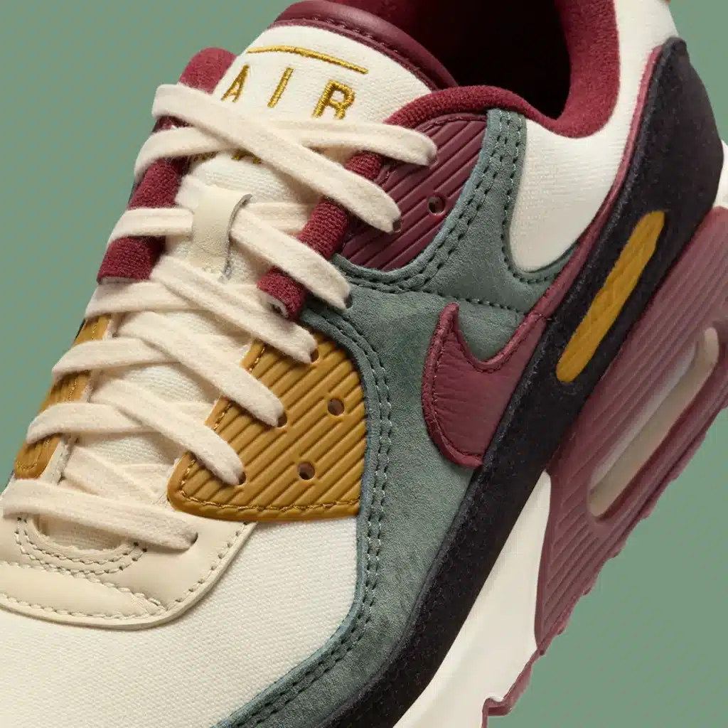 nike-air-max-90-coconut-milk-dark-team-red-bronzine-vintage-green-3 - HQZ