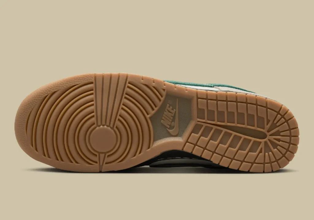 nike-dunk-low-light-oreweood-brown-black-bicoastal-hq3483-104-7 - HQZ nike-dunk-low-light-oreweood-brown-black-bicoastal-hq3483-104-7