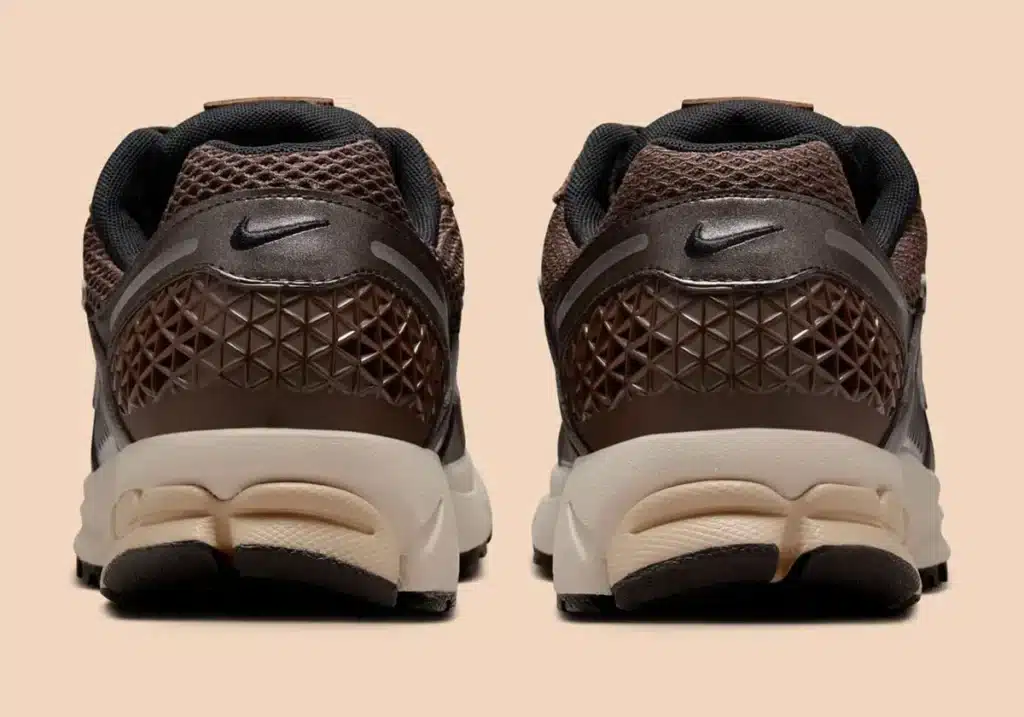nike-zoom-vomero-5-baroque-brown-light-orewood-brown-hemp-fn6742-201-5 - HQZ nike-zoom-vomero-5-baroque-brown-light-orewood-brown-hemp-fn6742-201-5